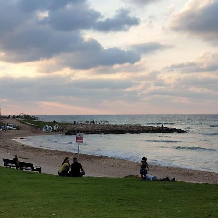 فندق Blue Sky حيفا المظهر الخارجي الصورة