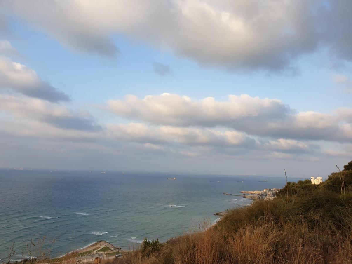 فندق Blue Sky حيفا المظهر الخارجي الصورة